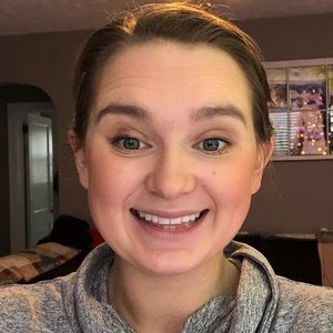 Meet your Posher, Kaitlin